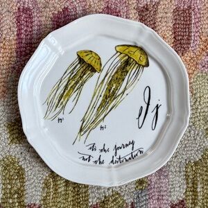 🪼Anthropologie Linea Carta Monogram Canapé J Plate Jellyfish